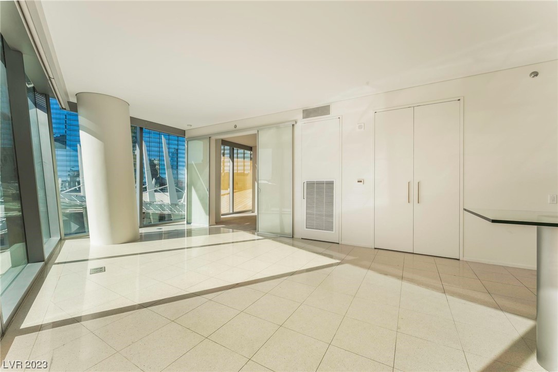 3726 Las Vegas Boulevard 306