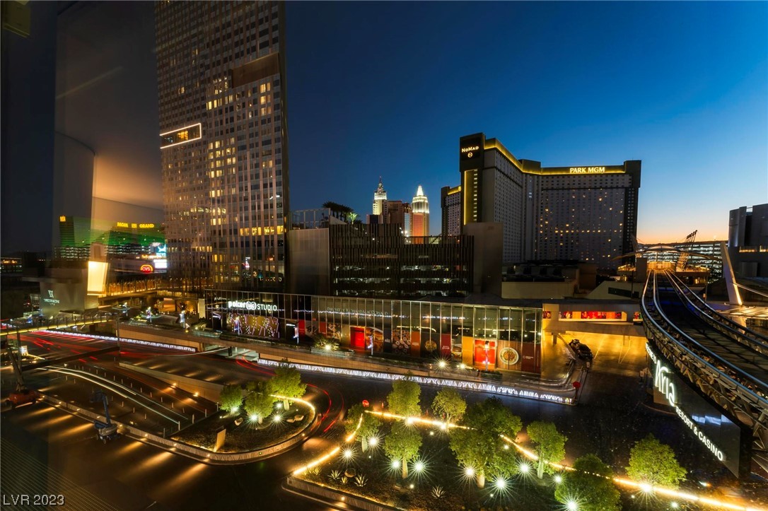 3726 Las Vegas Boulevard 306