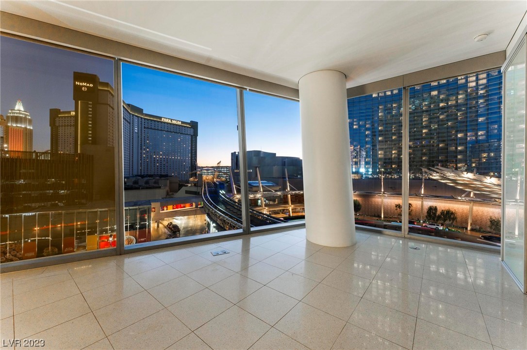 3726 Las Vegas Boulevard 306