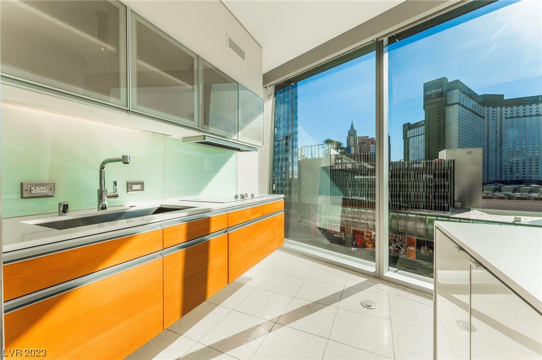 3726 Las Vegas Boulevard 306