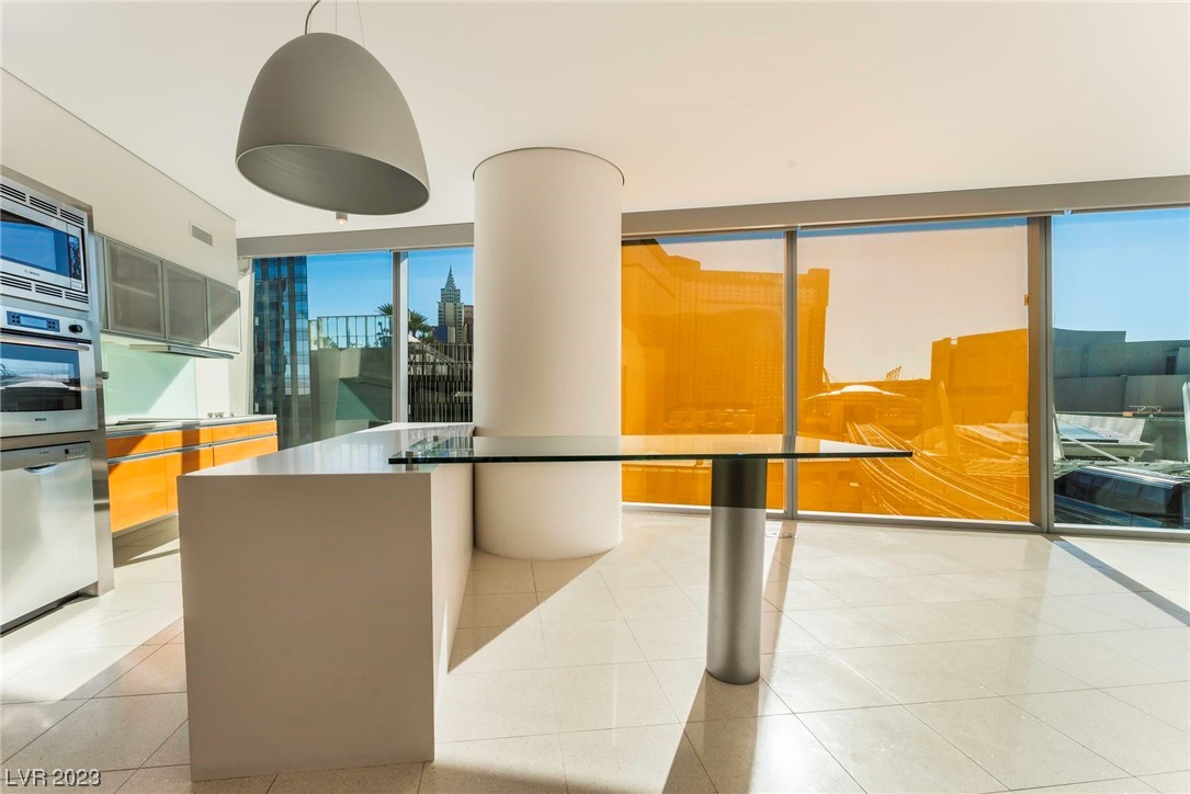3726 Las Vegas Boulevard 306