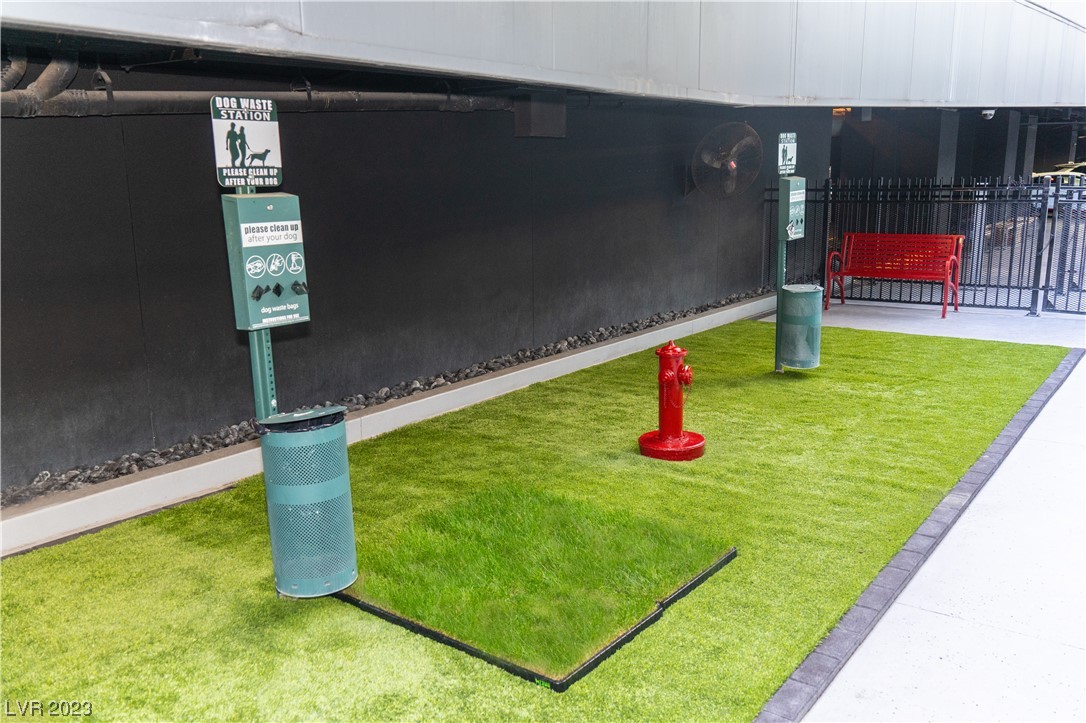 3726 Las Vegas Boulevard 306