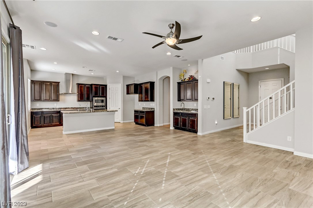 77 Einstein Ridge Way