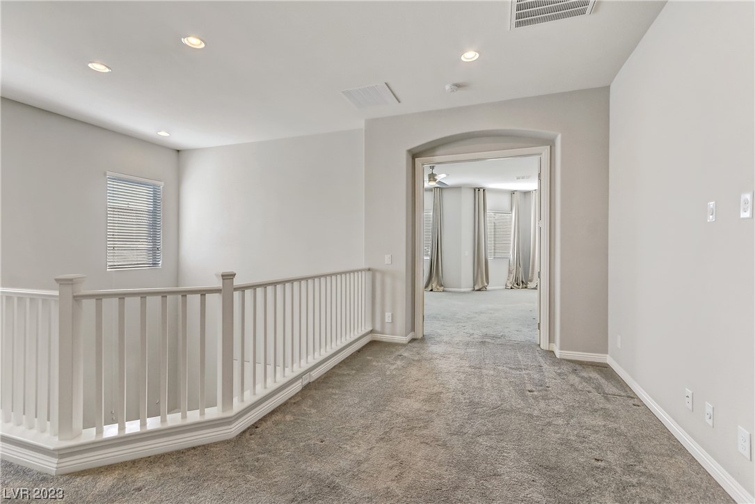 77 Einstein Ridge Way