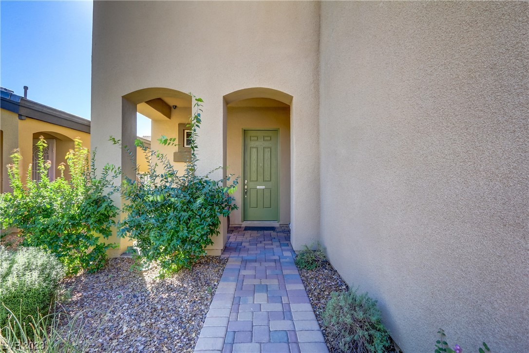 77 Einstein Ridge Way