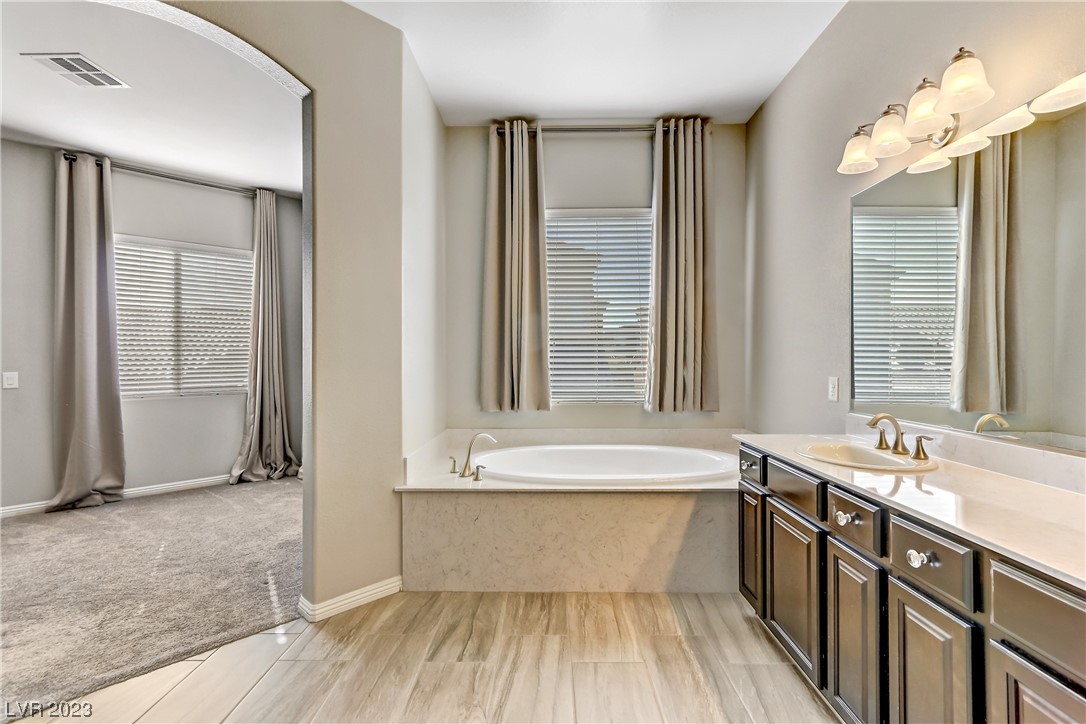 77 Einstein Ridge Way