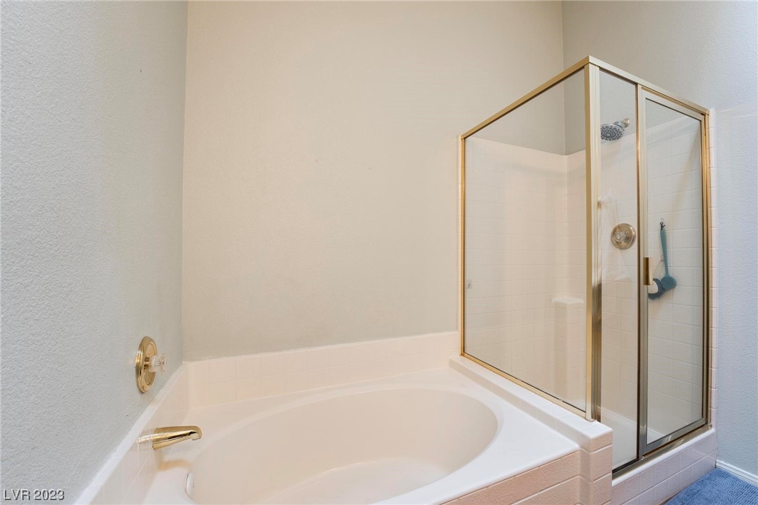 3670 Saint Nazaire Avenue