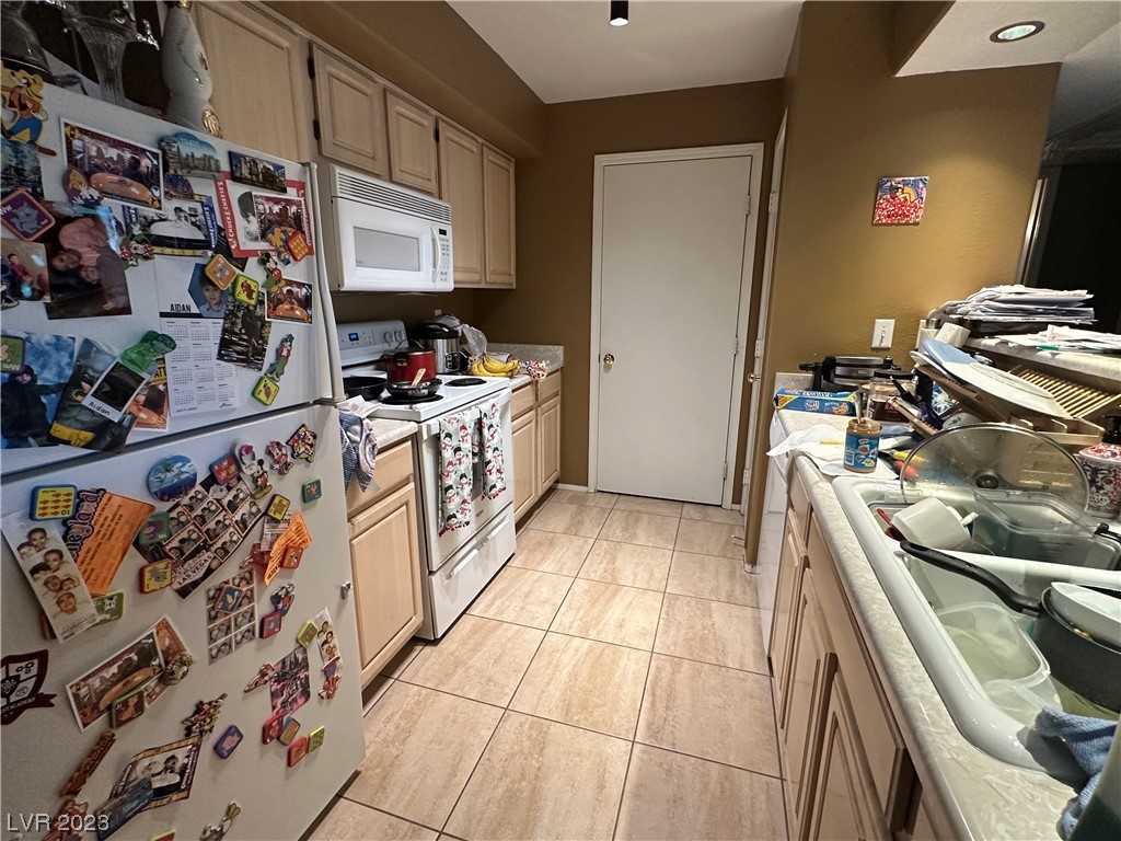 555 East Silverado Ranch Boulevard 2070