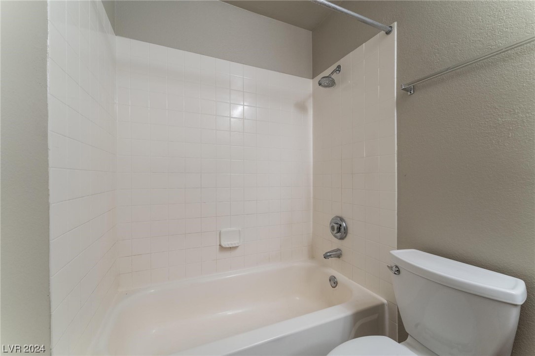 8600 CHARLESTON Boulevard 1033