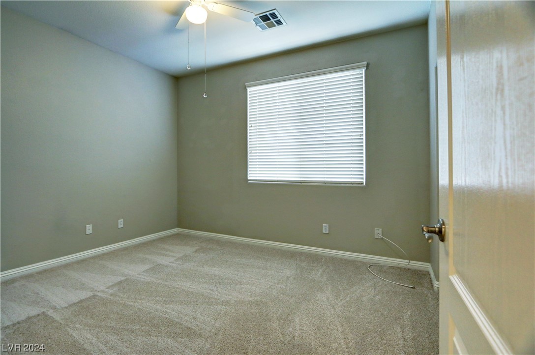 5015 Echo Shire Avenue