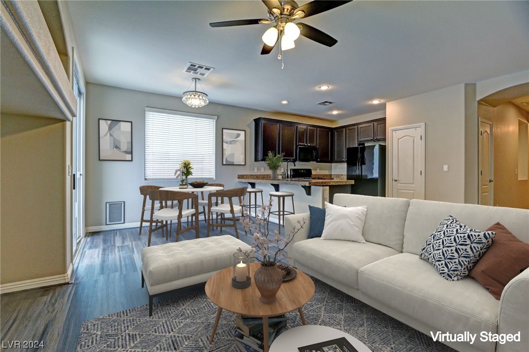 5015 Echo Shire Avenue