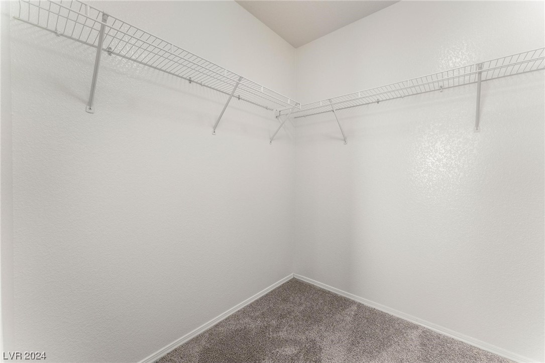 7375 Emerald Glow Street