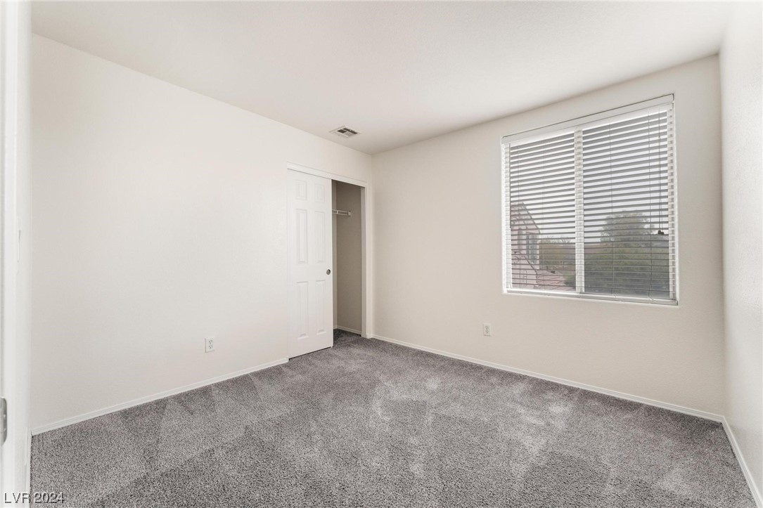 7375 Emerald Glow Street