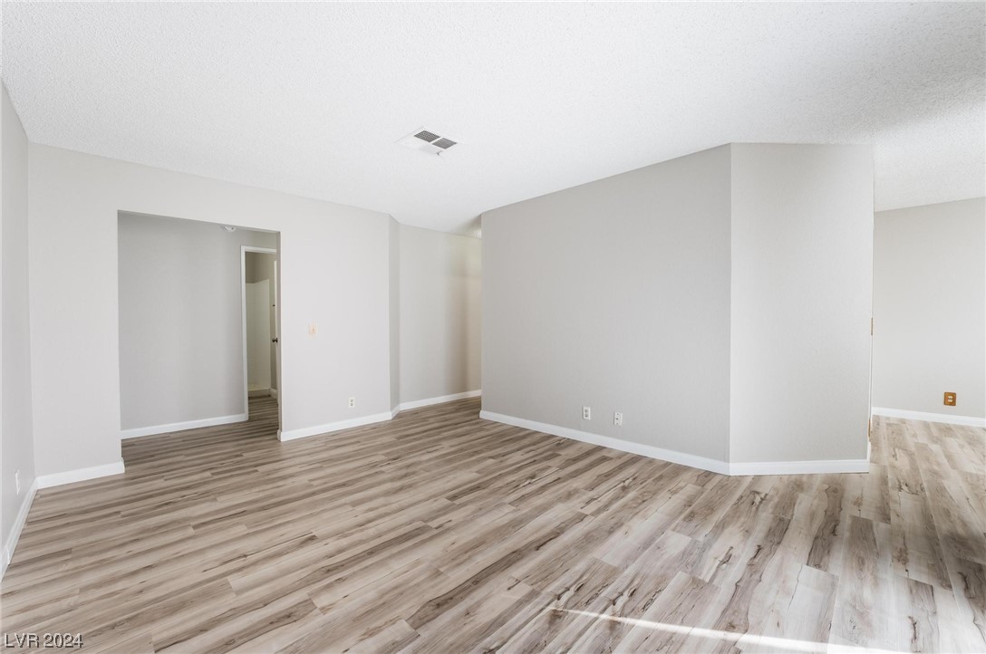 3151 Soaring Gulls Drive 1051