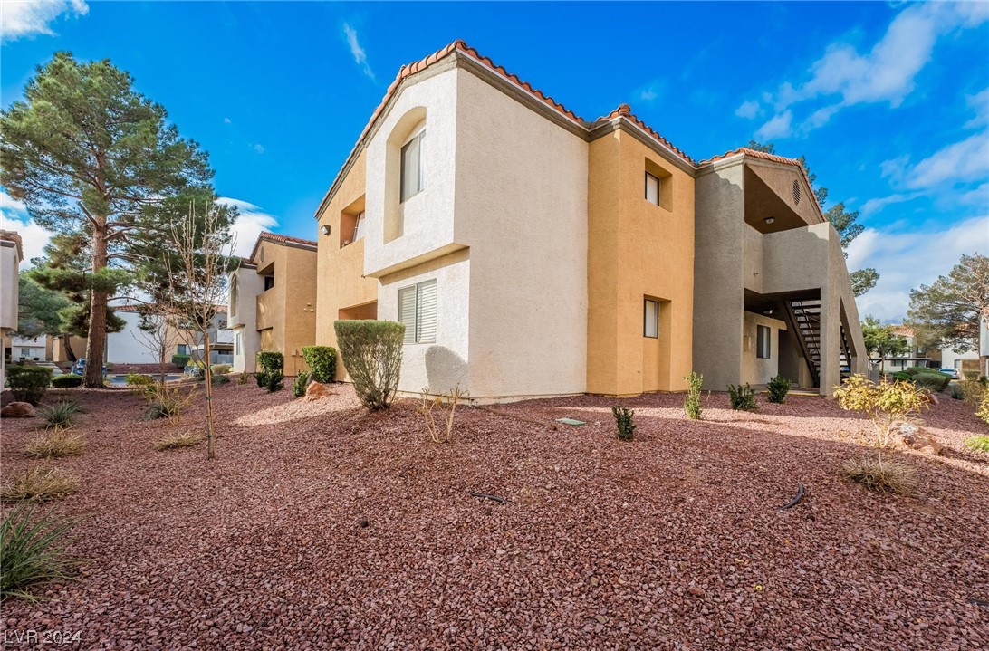 3151 Soaring Gulls Drive 1051