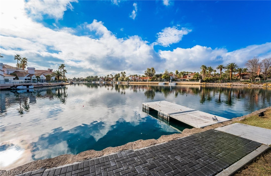 3151 Soaring Gulls Drive 1051