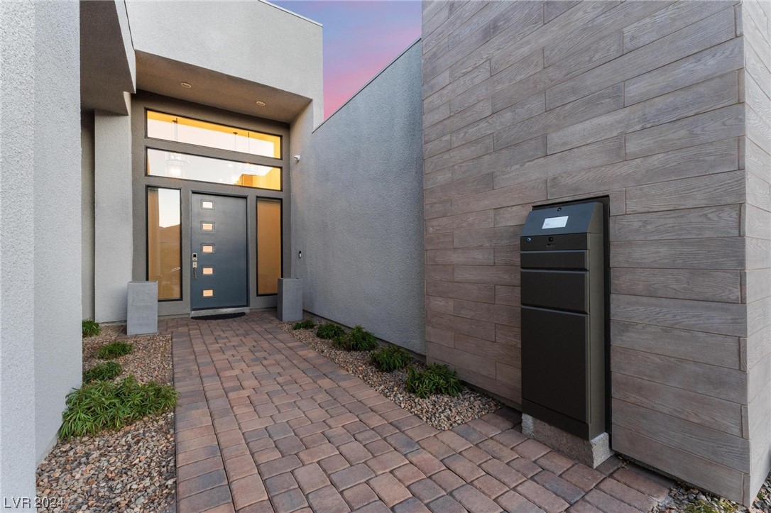 10813 White Clay Drive