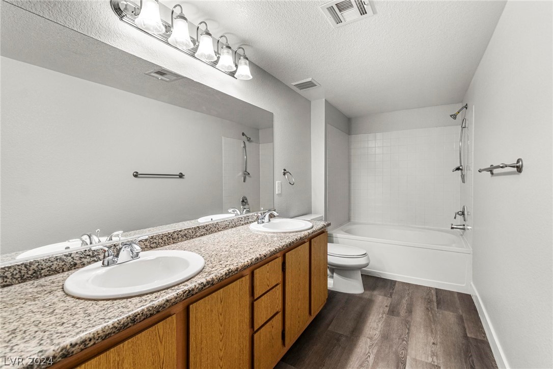 5055 West Hacienda Avenue 1124