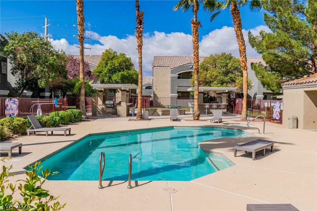 5055 West Hacienda Avenue 1124