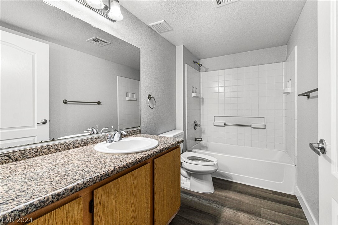 5055 West Hacienda Avenue 1124