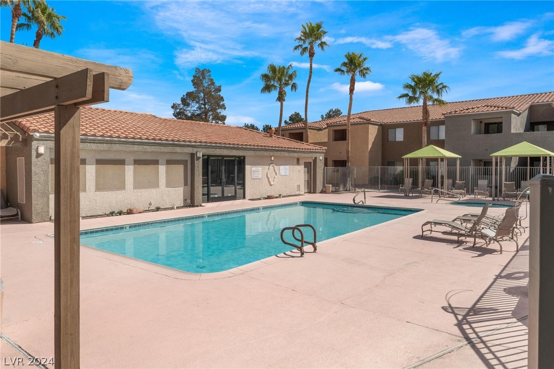 3151 Soaring Gulls Drive 1032