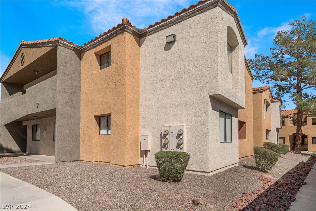 3151 Soaring Gulls Drive 1032