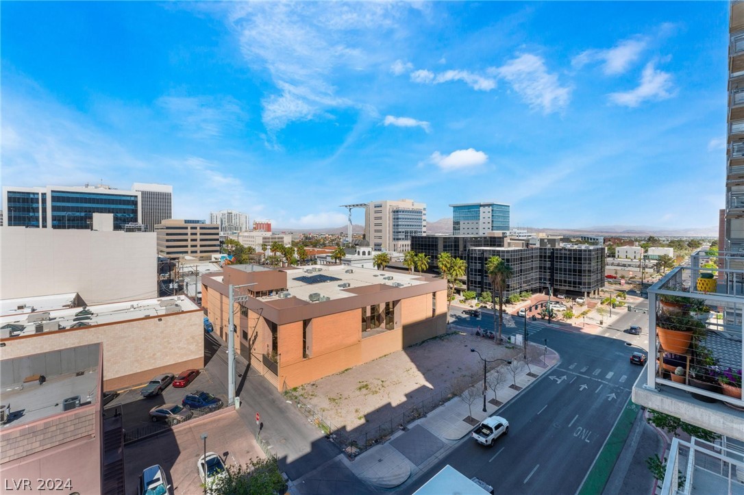 353 East Bonneville Avenue 707