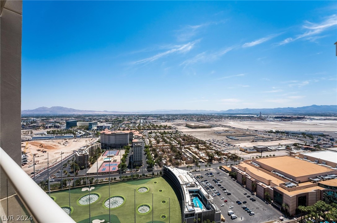 135 East Harmon Avenue 3502 / 3504