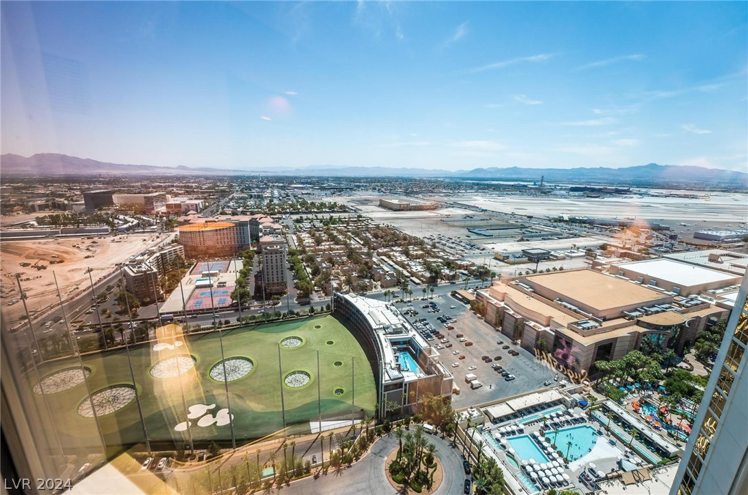 135 East Harmon Avenue 3502 / 3504