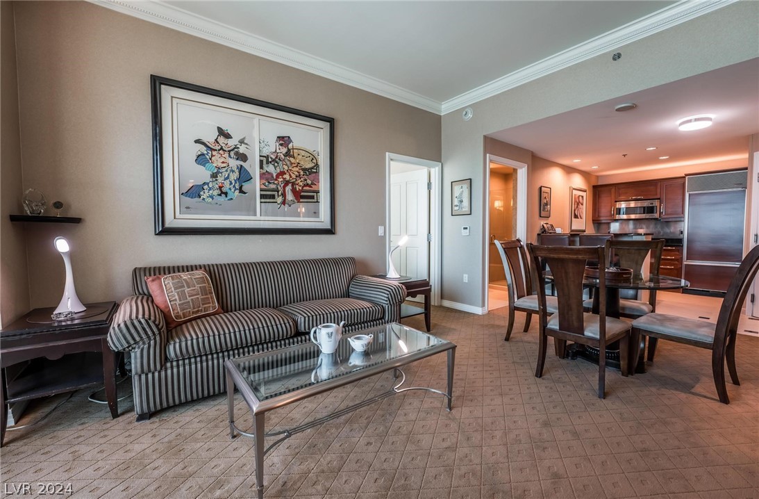 135 East Harmon Avenue 3502 / 3504