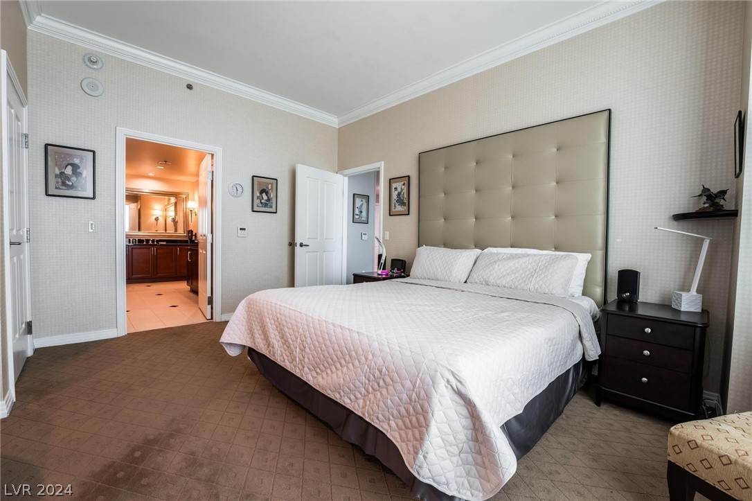 135 East Harmon Avenue 3502 / 3504