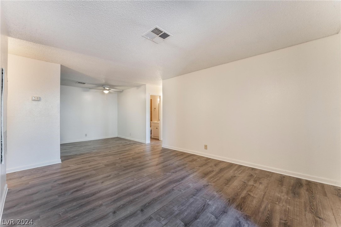 3151 Soaring Gulls Drive 1107