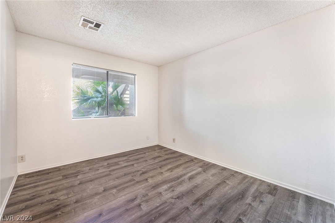 3151 Soaring Gulls Drive 1107