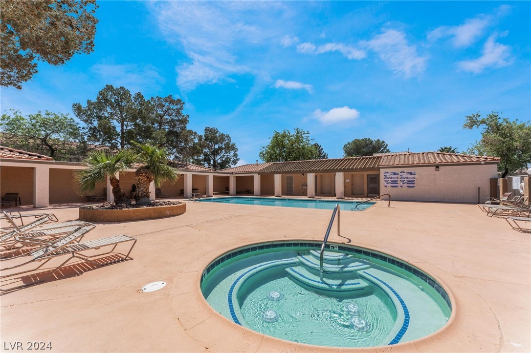 3151 Soaring Gulls Drive 1107