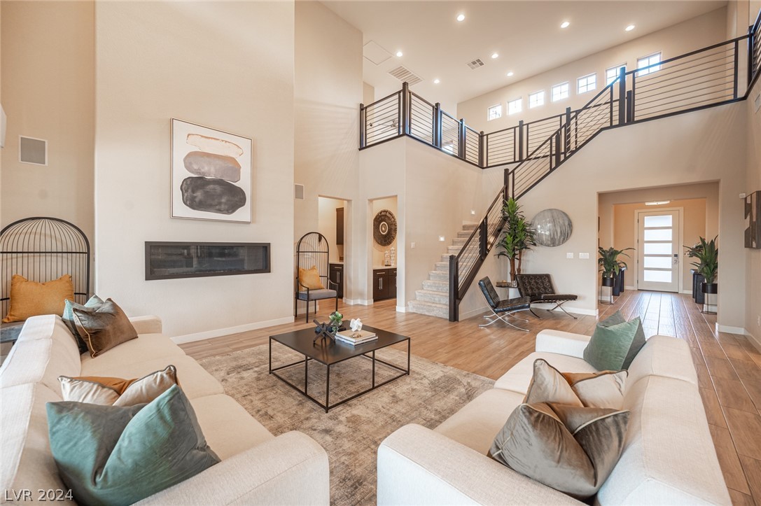 478 Rosina Vista Street