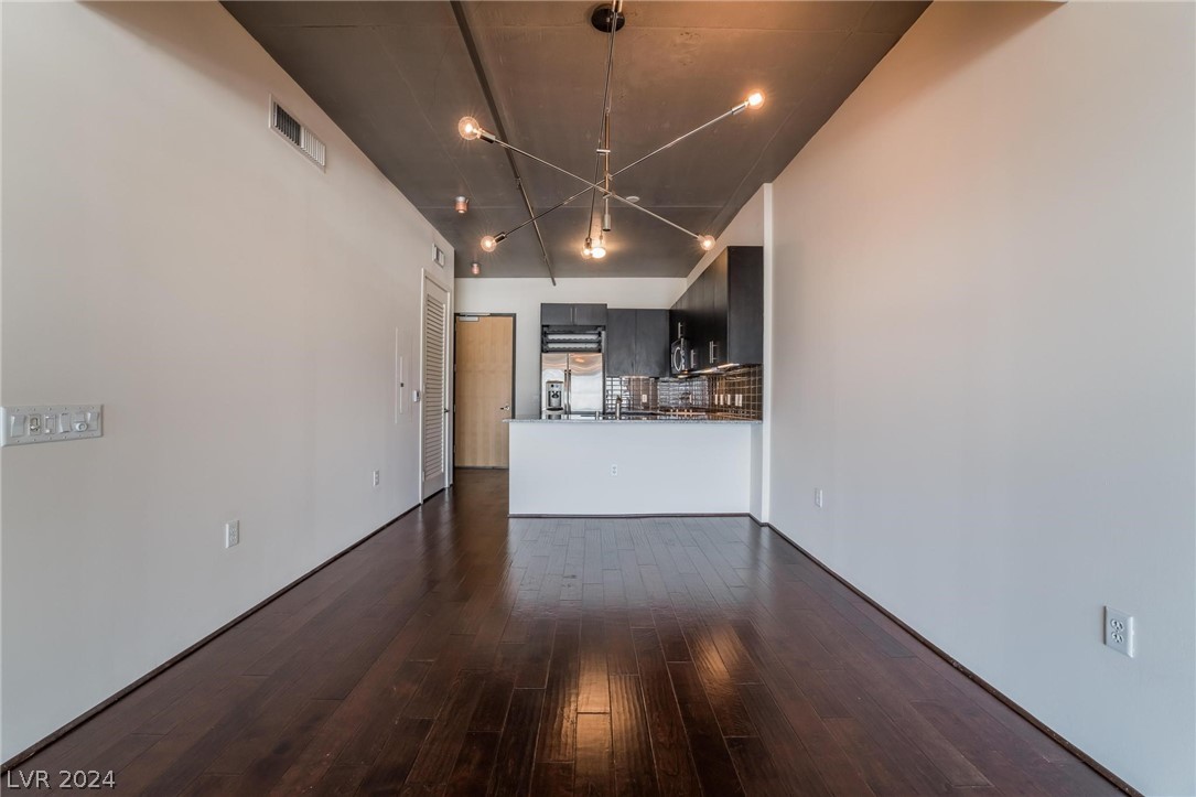 353 East Bonneville Avenue 705