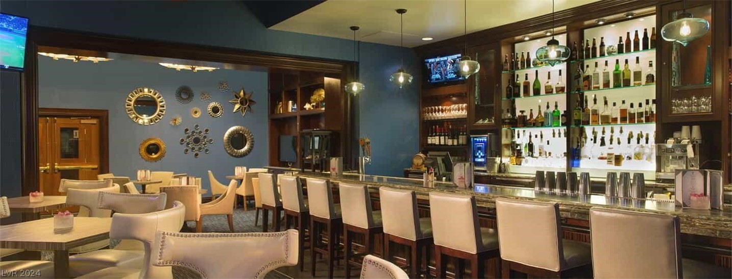 135 East Harmon Avenue 414