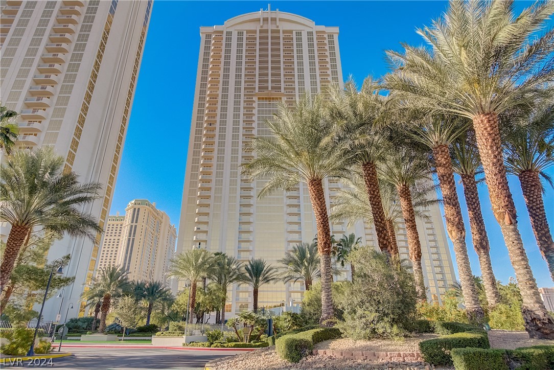 135 East Harmon Avenue 414