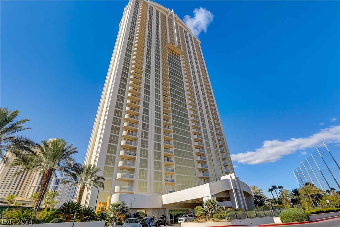 135 East Harmon Avenue 414