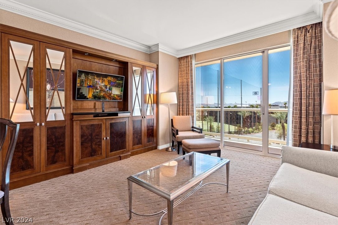 135 East Harmon Avenue 414