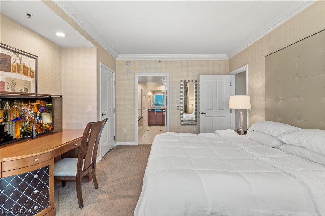 135 East Harmon Avenue 414