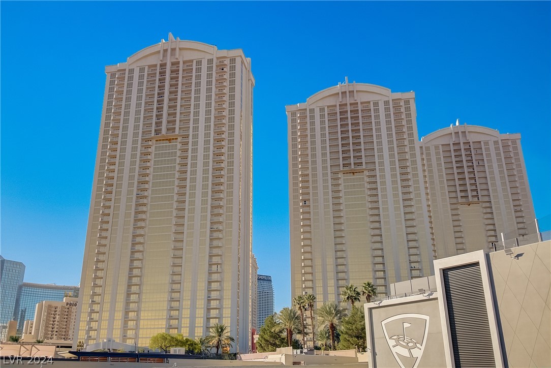 135 East Harmon Avenue 414