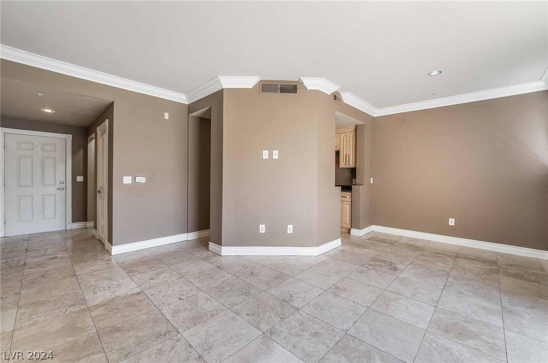 210 East Flamingo Road 402