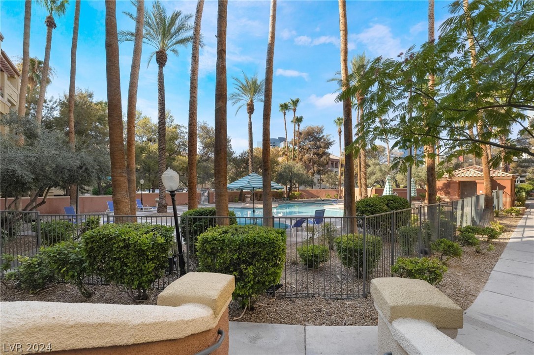 210 East Flamingo Road 402