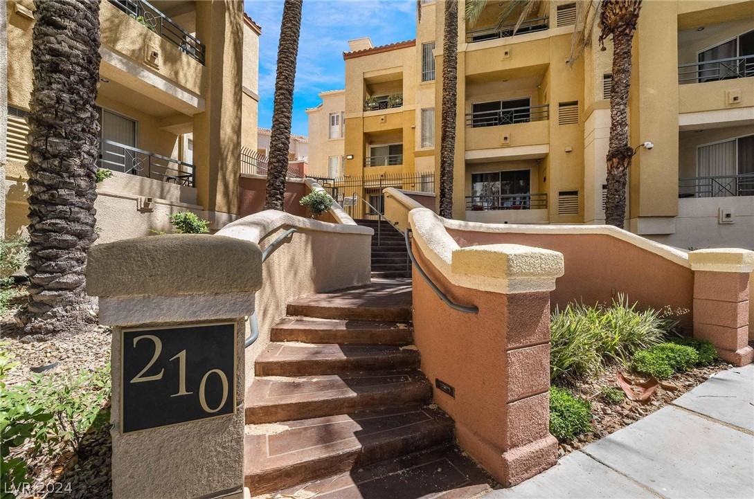 210 East Flamingo Road 402