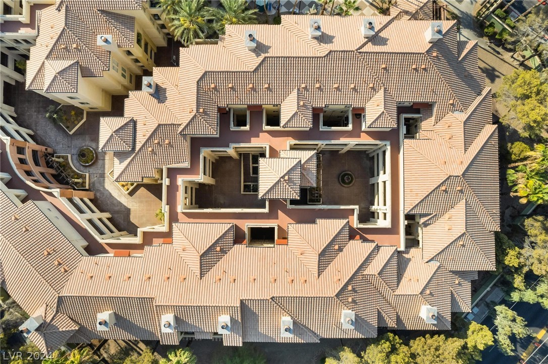 210 East Flamingo Road 402