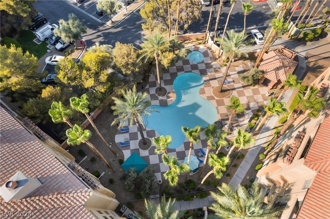 210 East Flamingo Road 402