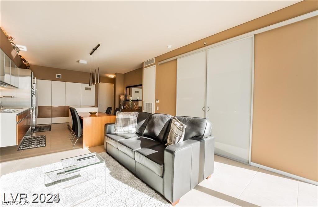 3726 Las Vegas Boulevard 2403