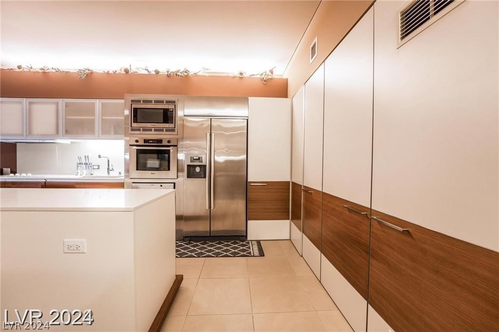 3726 Las Vegas Boulevard 2403