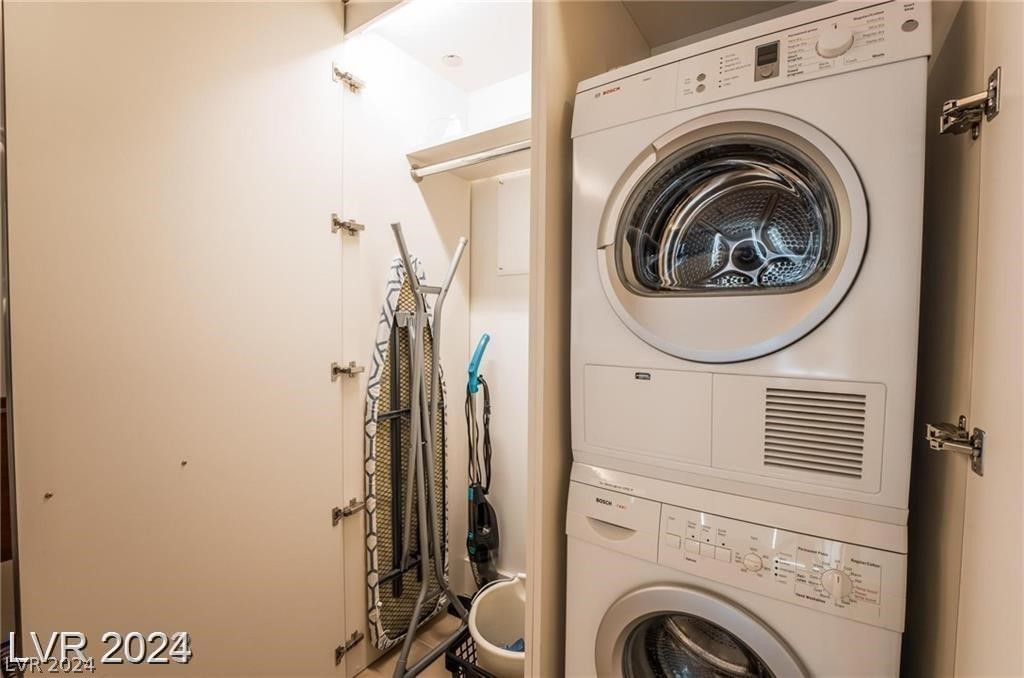 3726 Las Vegas Boulevard 2403